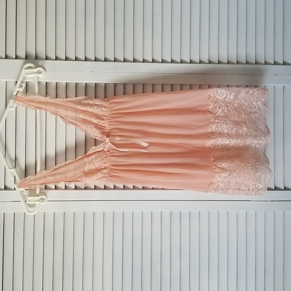 Pretty Peach Lace Babydoll Size Small - Picture 1 of 9